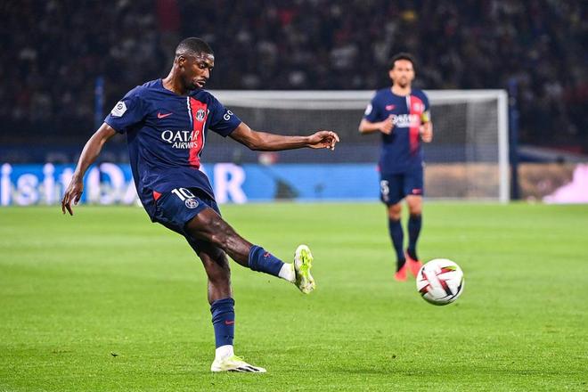 恩昆库转战意甲后表现低迷，转会费3700万欧元成“水漂”，难复巅峰状态。（恩昆库转投意甲后状态不振，3700万欧投入成空，巅峰难再现）