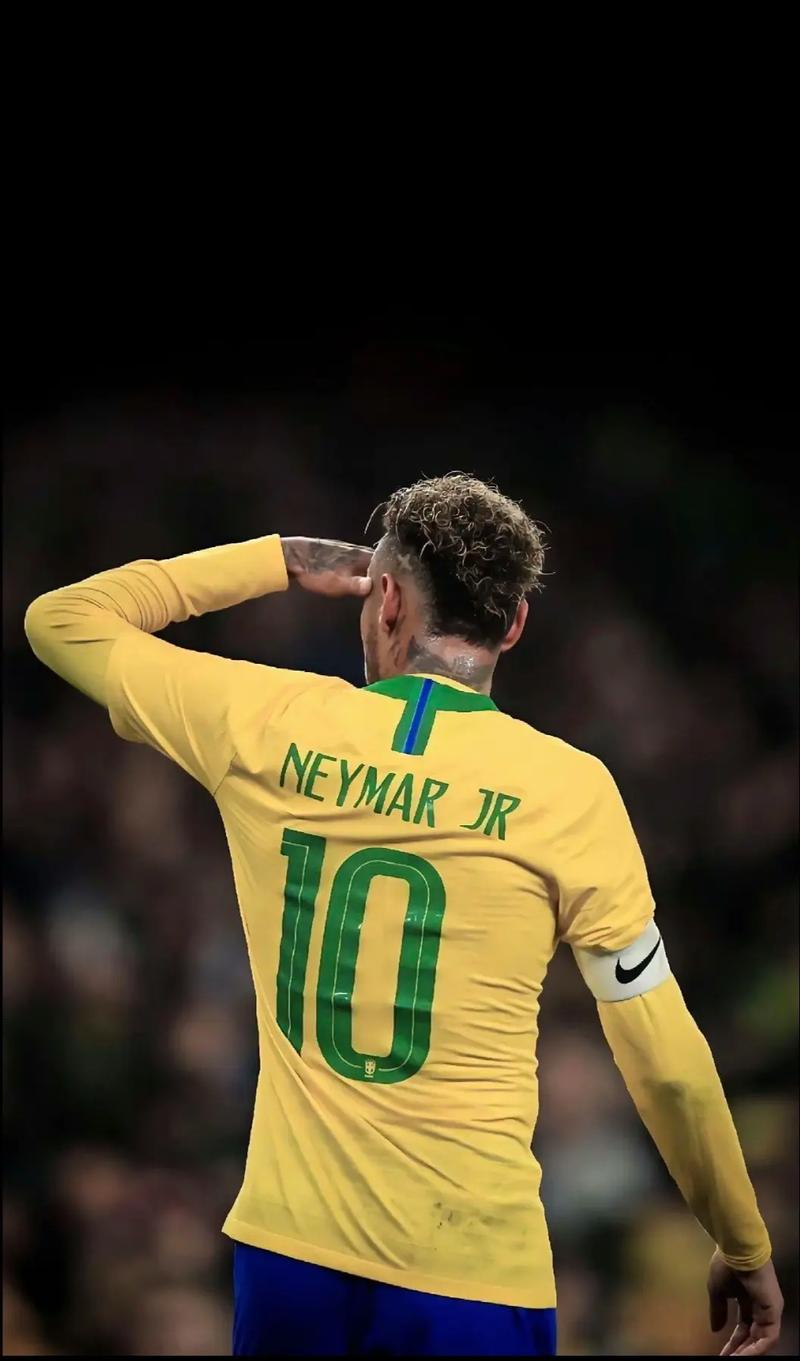 荷媒：阿贾克斯将与小克鲁伊夫会面，他是贾府新任总监候选人（荷媒：阿贾克斯将会见小克鲁伊夫，后者为新任总监人选）