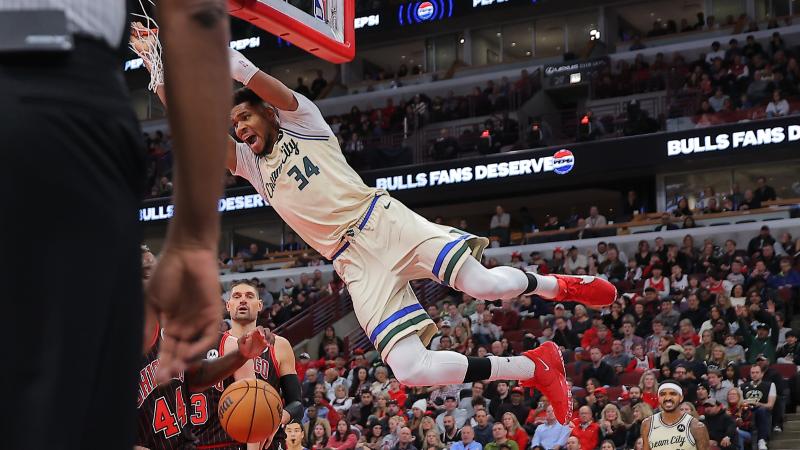 英超疯狂夜：切尔西利物浦双双翻车，11.4亿豪阵不敌升班马（英超爆冷夜：切尔西、利物浦同夜折戟，11.4亿豪阵不敌升班马）