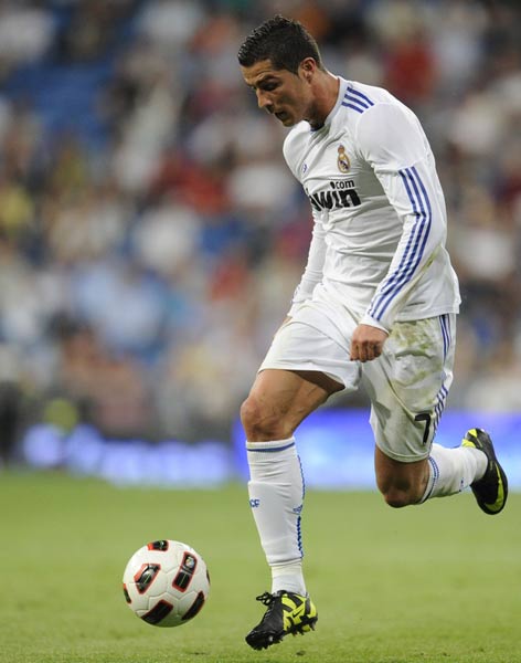 陈梦：妥妥的富婆，带领父母一道致富，31岁的她婚恋成难题（31岁的陈梦：事业有成携父母共富，婚恋成焦点难题）