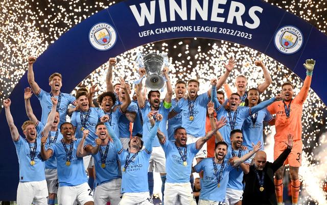 澳超半场：巴巴洛塞斯双响，西悉尼3-2中央海岸水手（澳超半场：巴巴洛塞斯梅开二度，西悉尼3-2领先中央海岸水手）