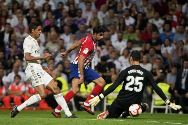 利物浦第二次在欧冠主场丢4+球，上一次是2023年2-5皇马（利物浦欧冠主场再现4+失球，上一次是2023年2-5负皇马）