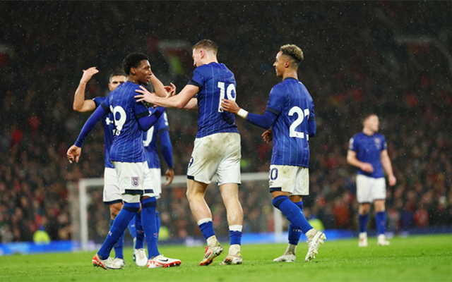 加布里埃尔本赛季中超6次首开纪录领跑海港，逼近奥斯卡纪录（加布里埃尔本季已6次先拔头筹居海港之首，逼近奥斯卡纪录）